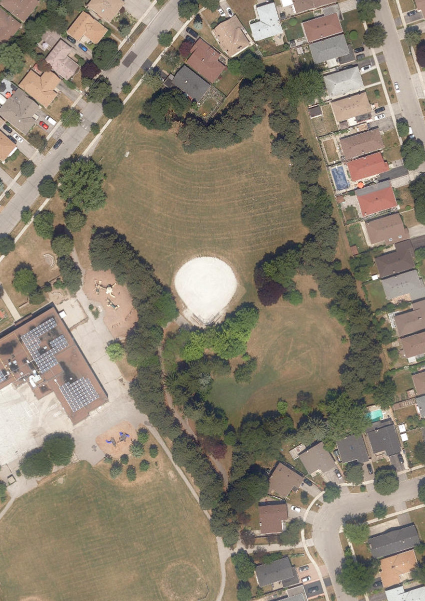 Lynngate Park, aerial top-down view