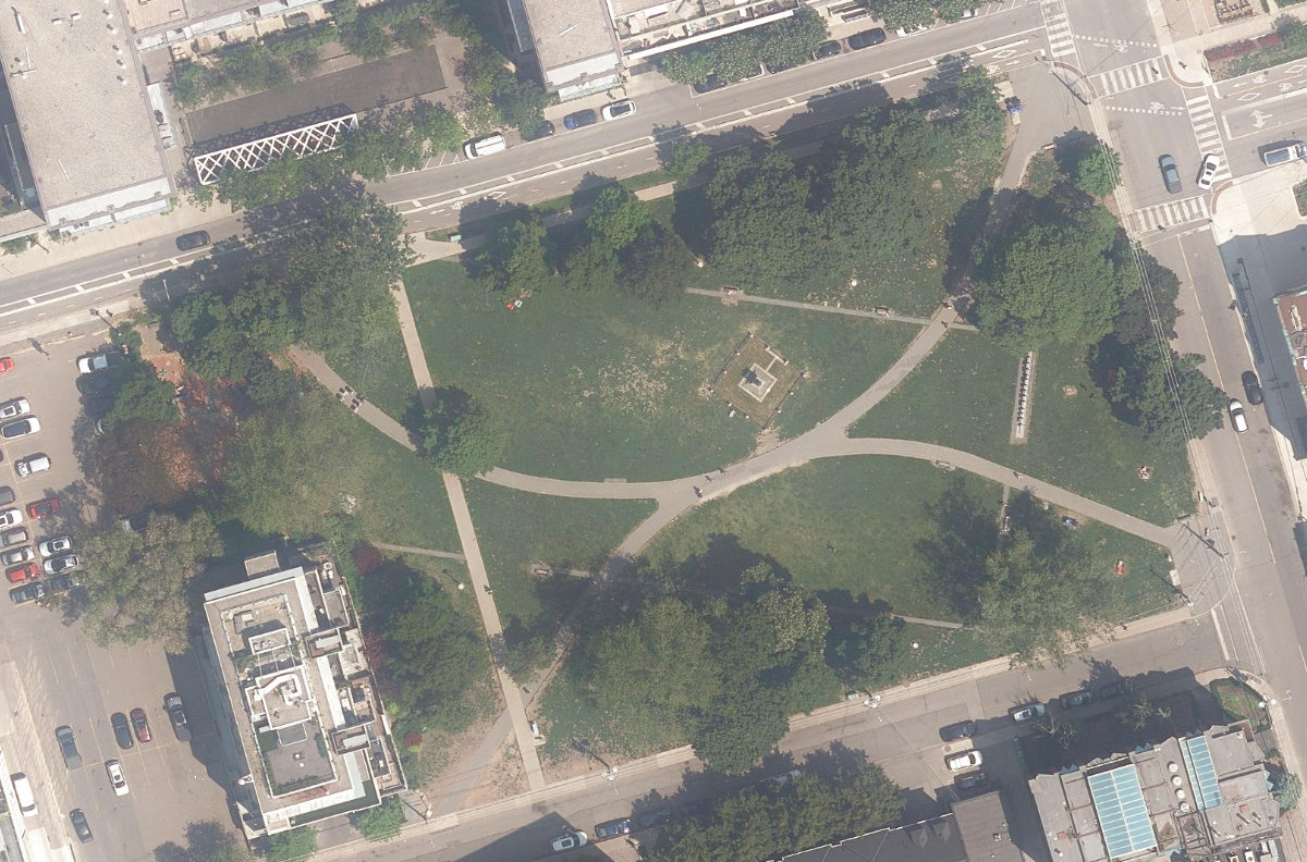 Victoria Memorial Square Park, aerial top-down view