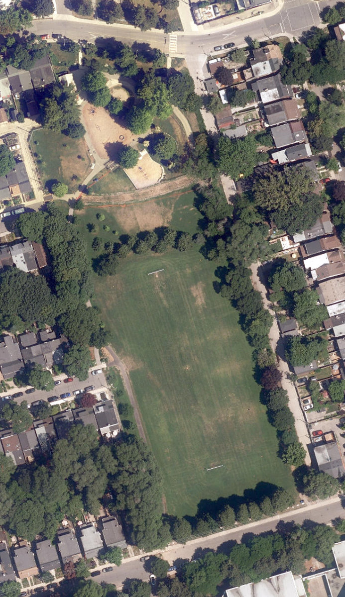 Felstead Avenue Playground, aerial top-down view