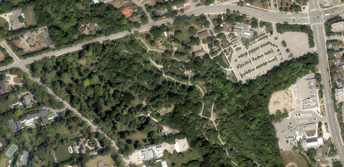 Edwards Gardens, aerial top-down view