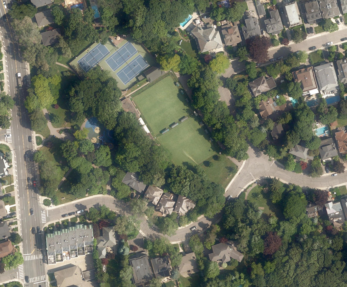 Lytton Park, aerial top-down view