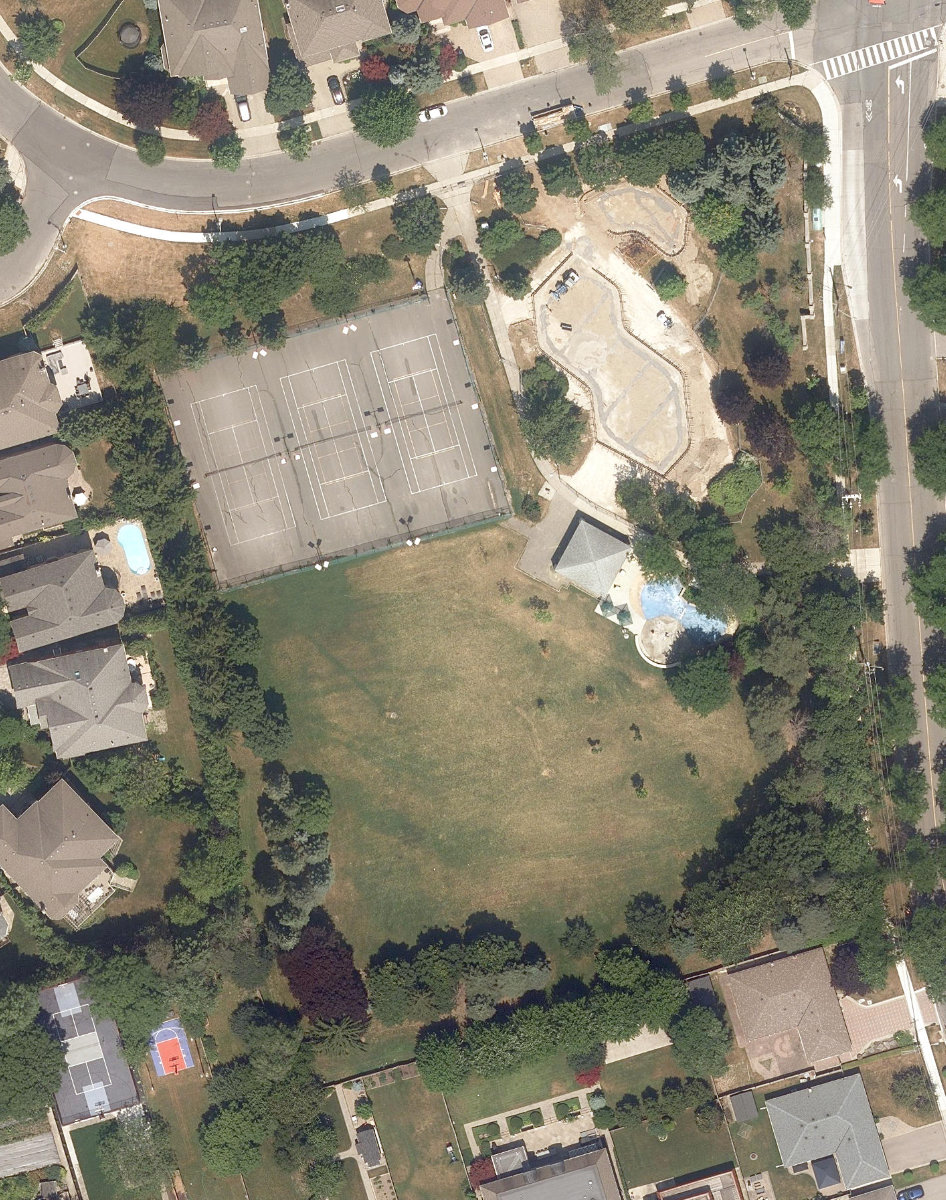 Balmoral Park, aerial top-down view
