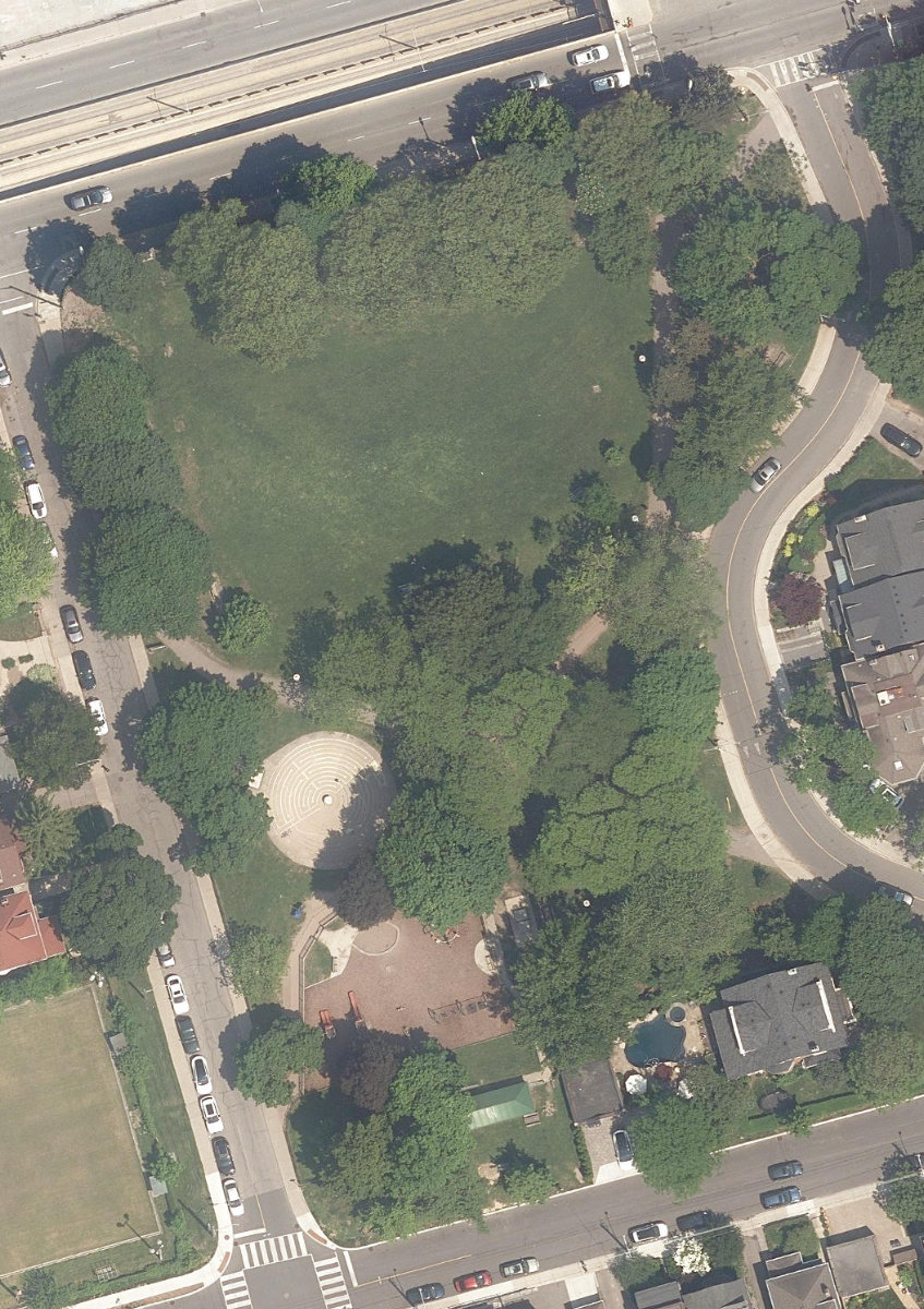 Wells Hill Park, aerial top-down view