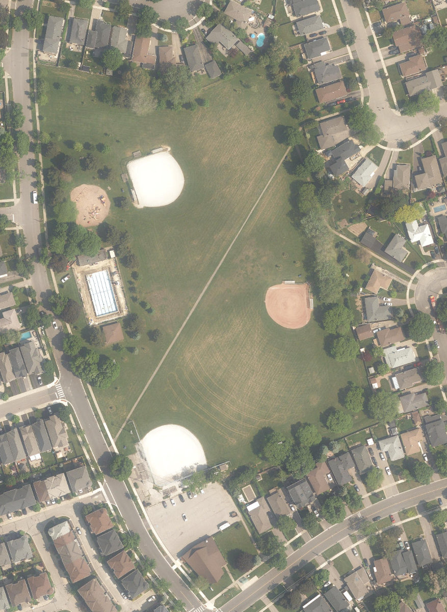 Eringate Park, aerial top-down view