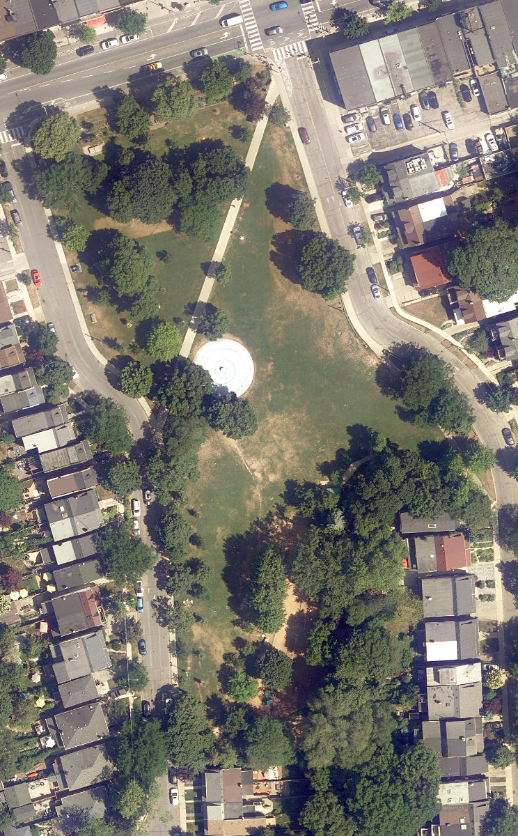 East Lynn Park, aerial top-down view