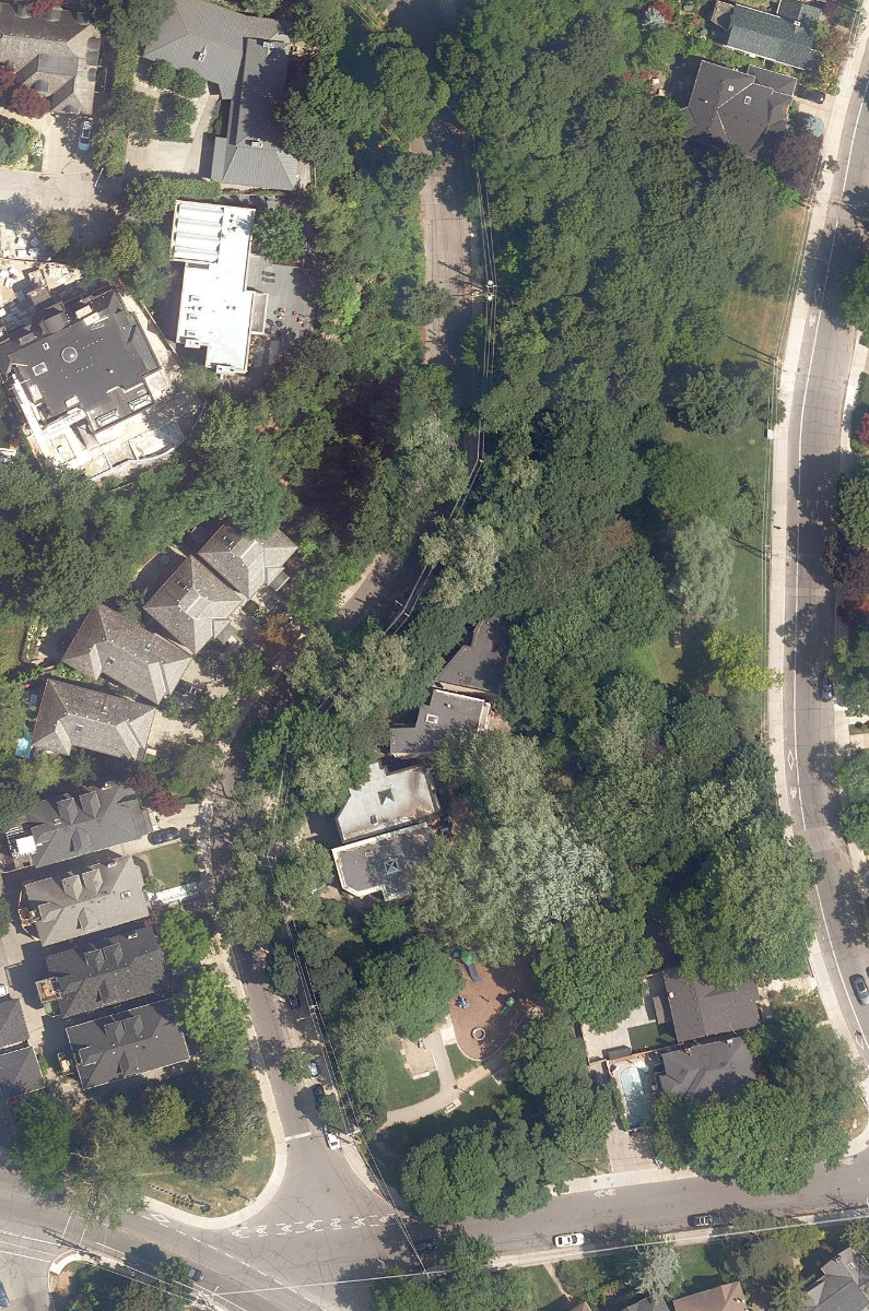 Glen Edyth Drive Parkette, aerial top-down view