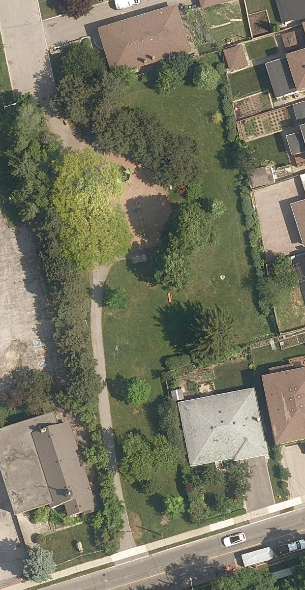 Ricardo Parkette, aerial top-down view