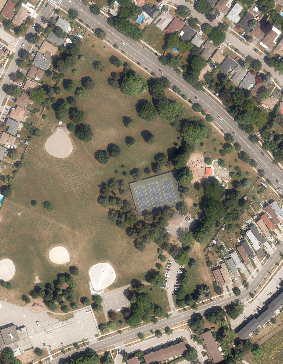 Seven Oaks Park, aerial top-down view