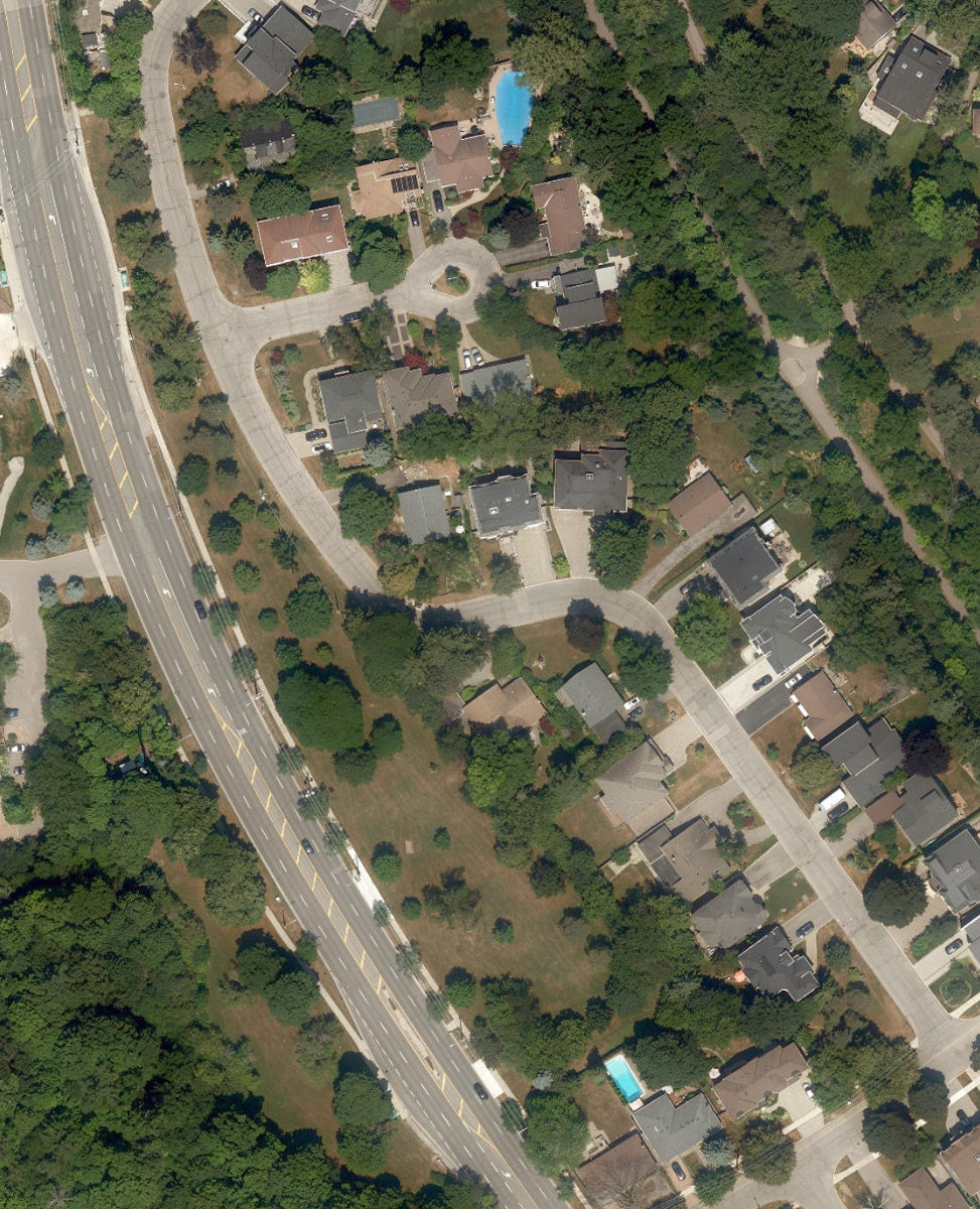 Tottenham Parkette, aerial top-down view
