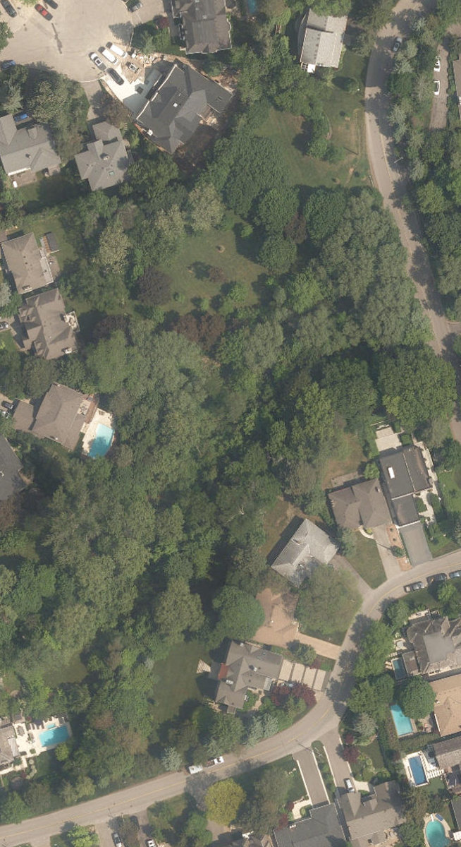 Valecrest Park, aerial top-down view