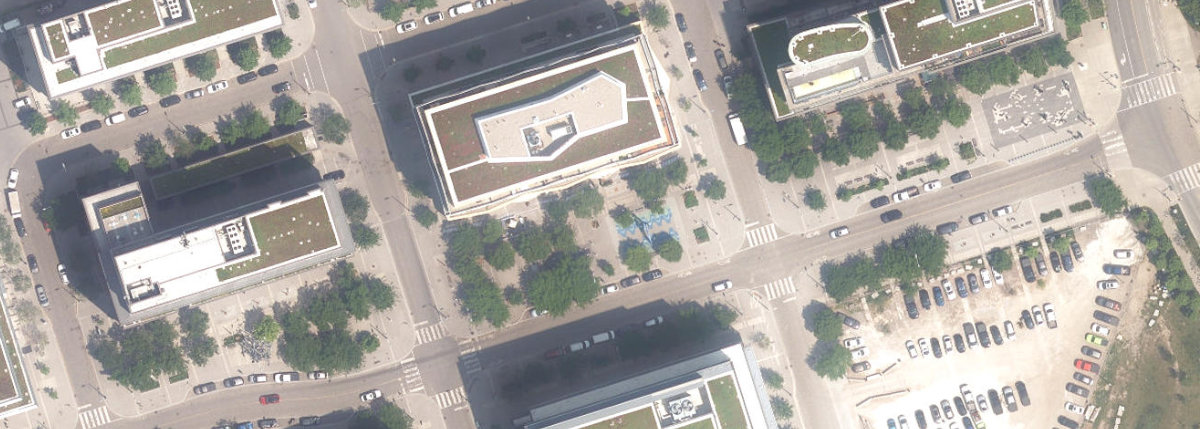 Diamond Jubilee Promenade, aerial top-down view