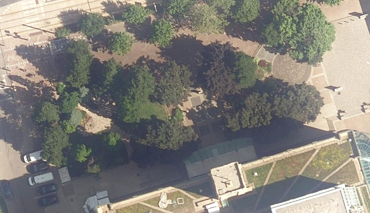 Toronto Waterfront Park, aerial top-down view